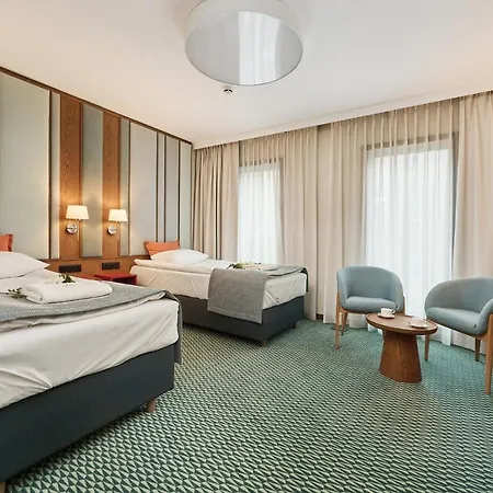 Gwarna City Center By Renters Lägenhetshotell 3*