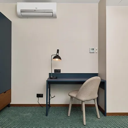 Gwarna City Center By Renters Lägenhetshotell 3*