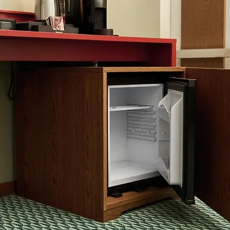 Gwarna City Center By Renters Aparthotel 3*