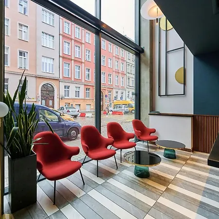 Gwarna City Center By Renters Aparthotel Vratislav