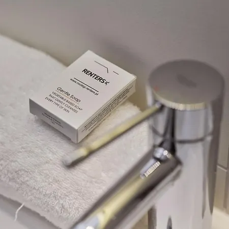 Gwarna City Center By Renters Aparthotel Vratislav