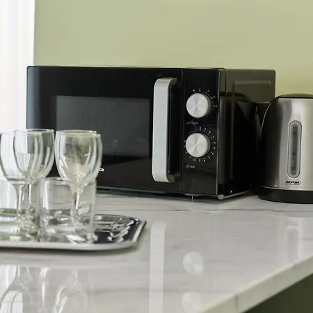 Gwarna City Center By Renters Aparthotel 3*