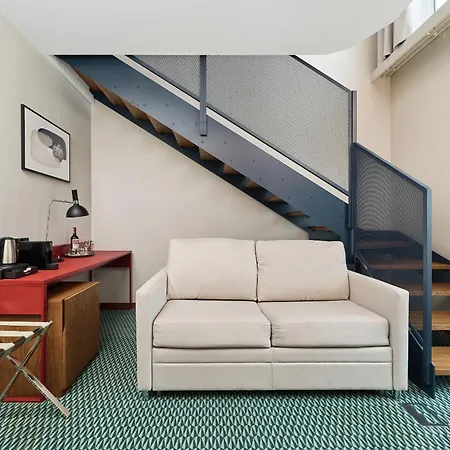 Gwarna City Center By Renters Aparthotel 3*